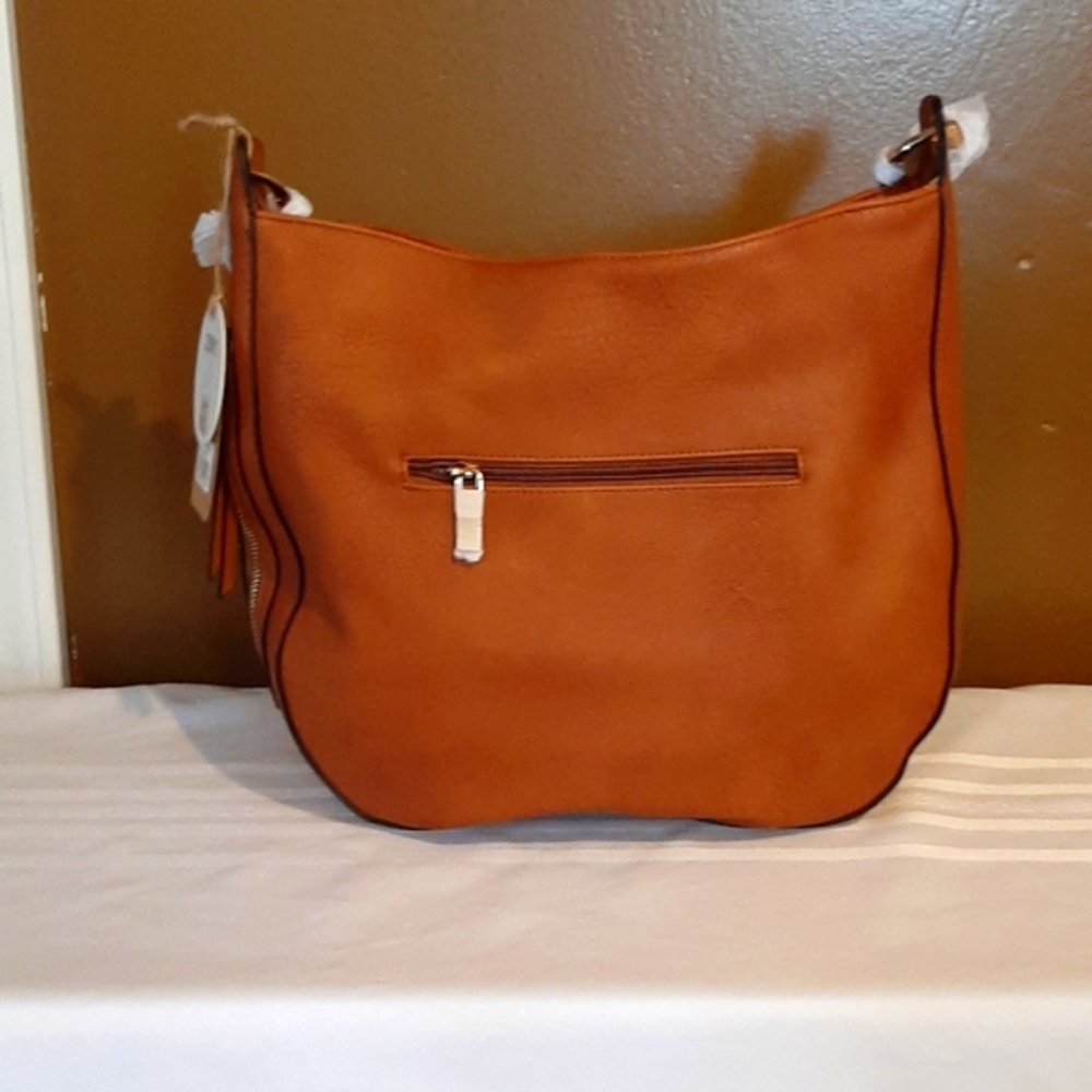 Le Miel Shoulder Bag.     Smoke free home - Picture 3 of 7